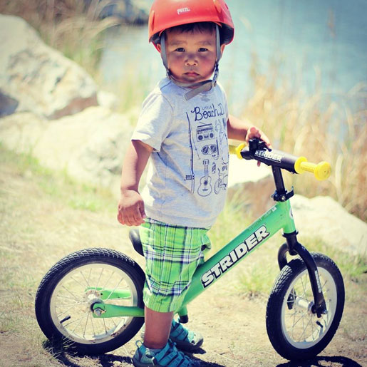 how to teach a child to balance on a bike